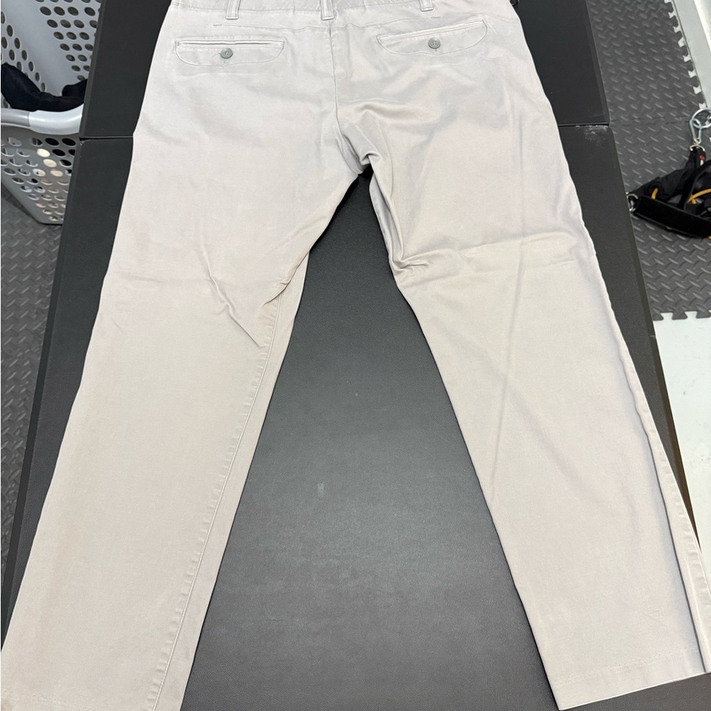 Under Armour Red and Gray Pants 40 x 32